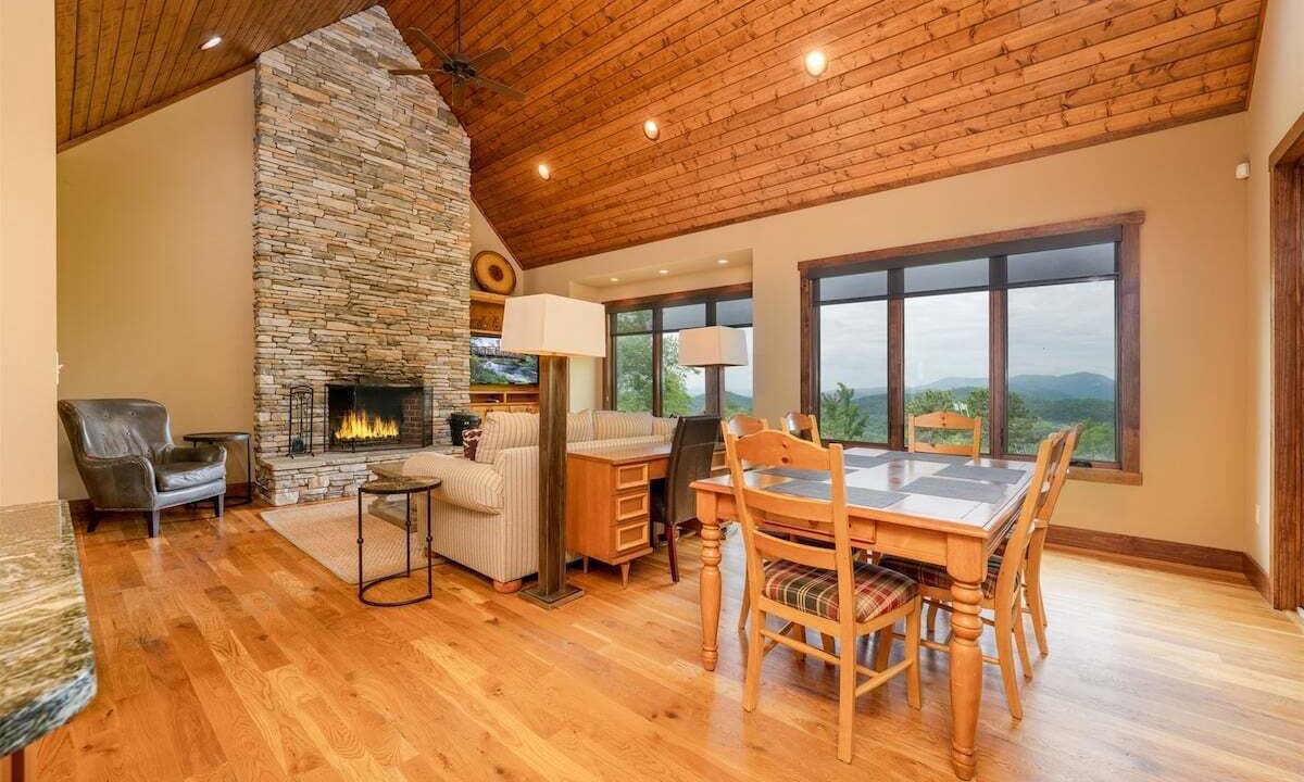 Photo of Bedroom in Pisgah Forest