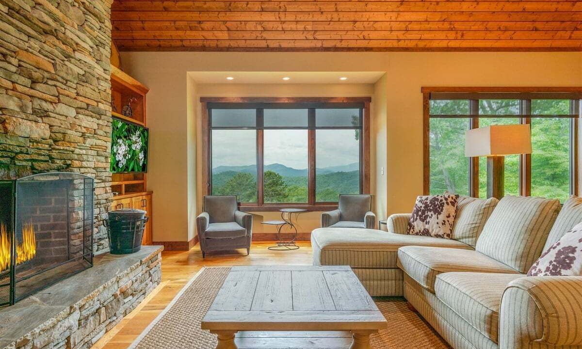 Photo of Bedroom in Pisgah Forest