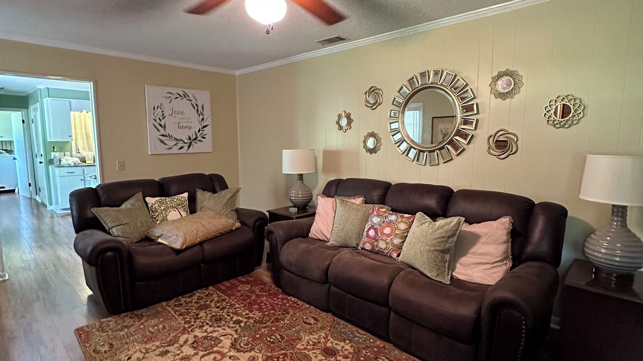 Photo of Livingroom in Statesboro