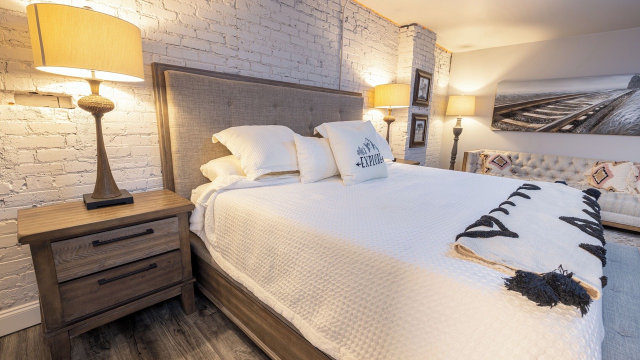 Photo of Bedroom in Seneca