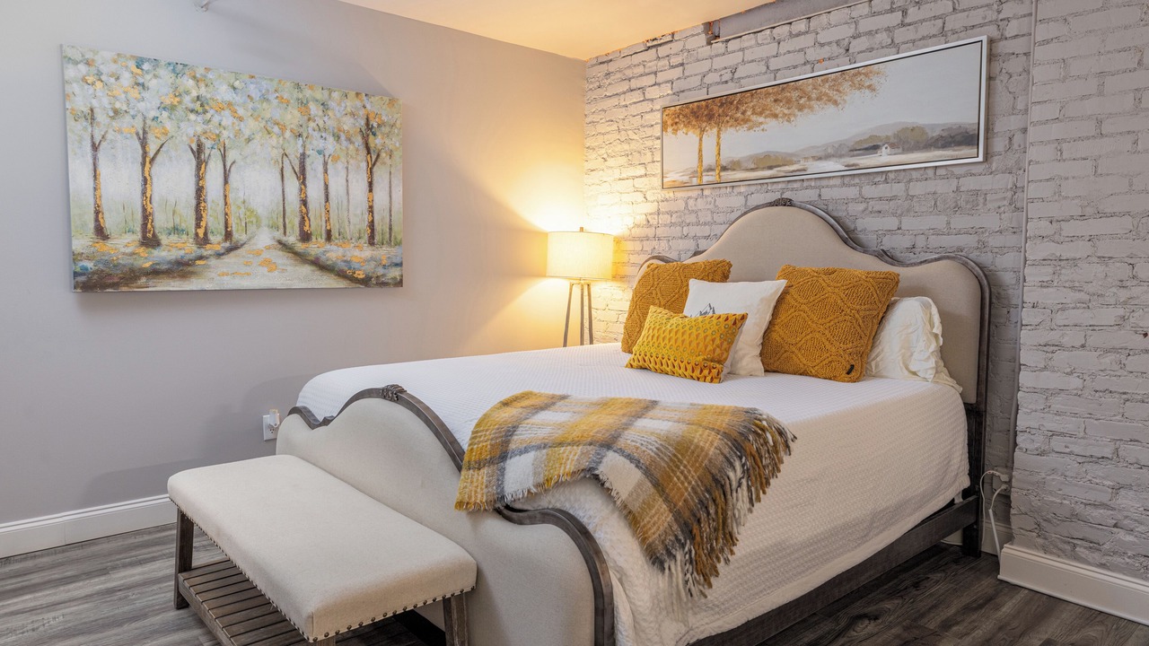 Photo of Bedroom in Seneca