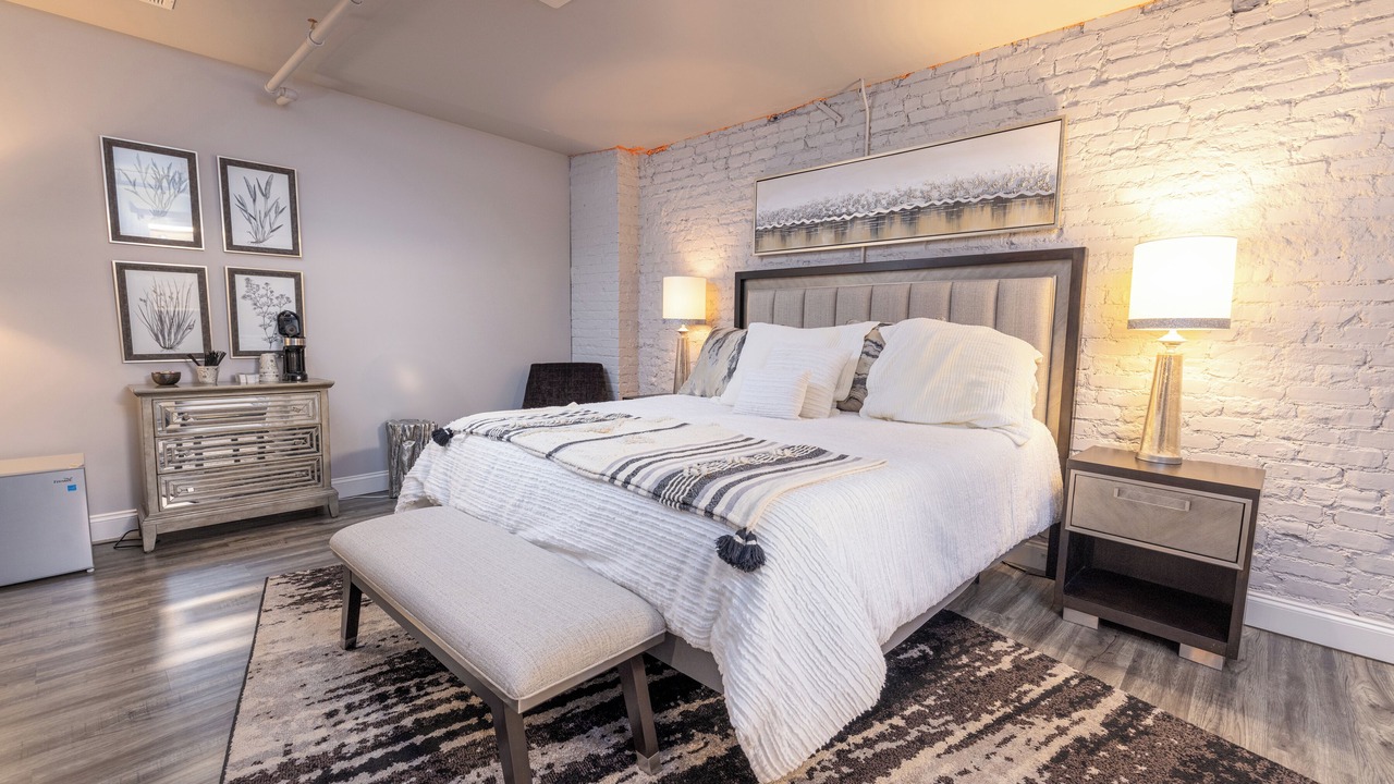 Photo of Bedroom in Seneca