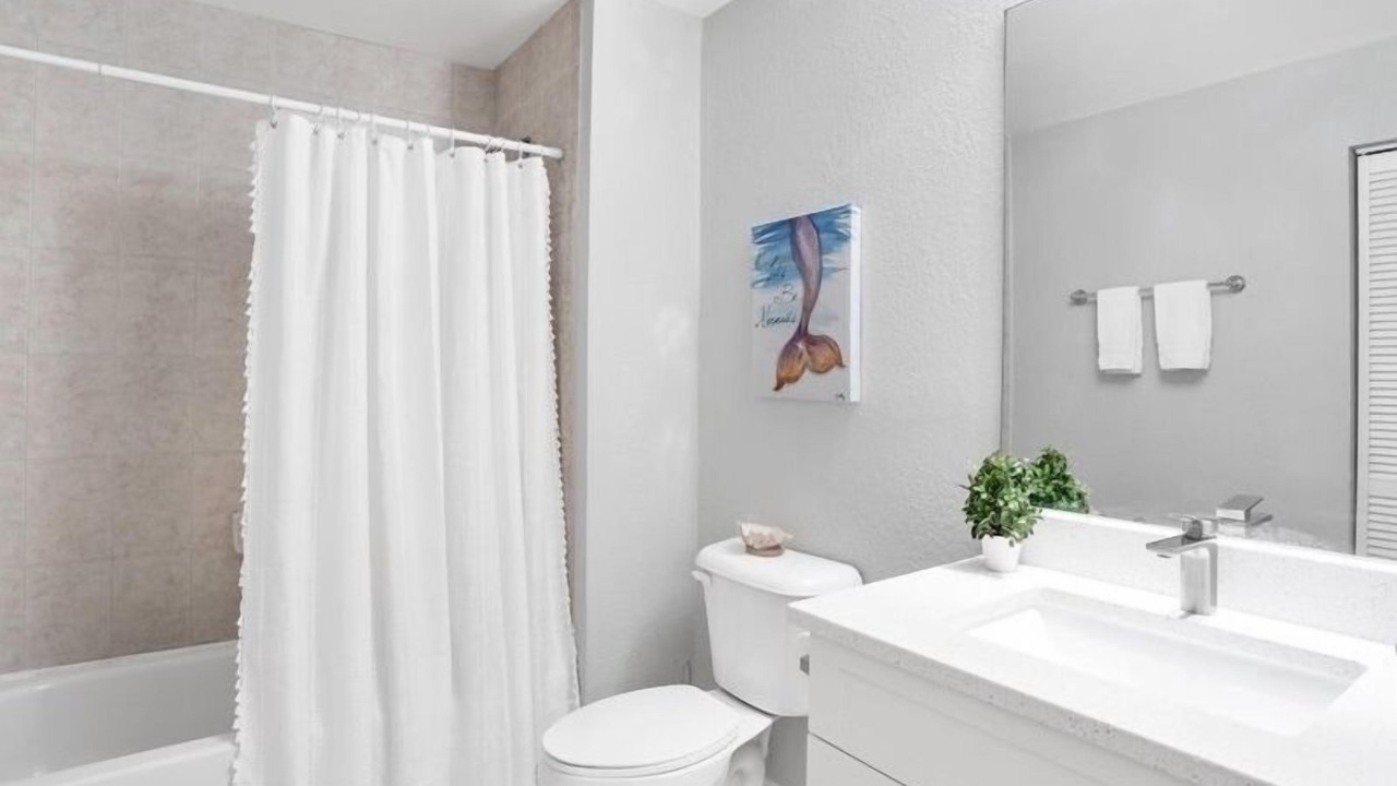 Photo of Bathroom in Ole