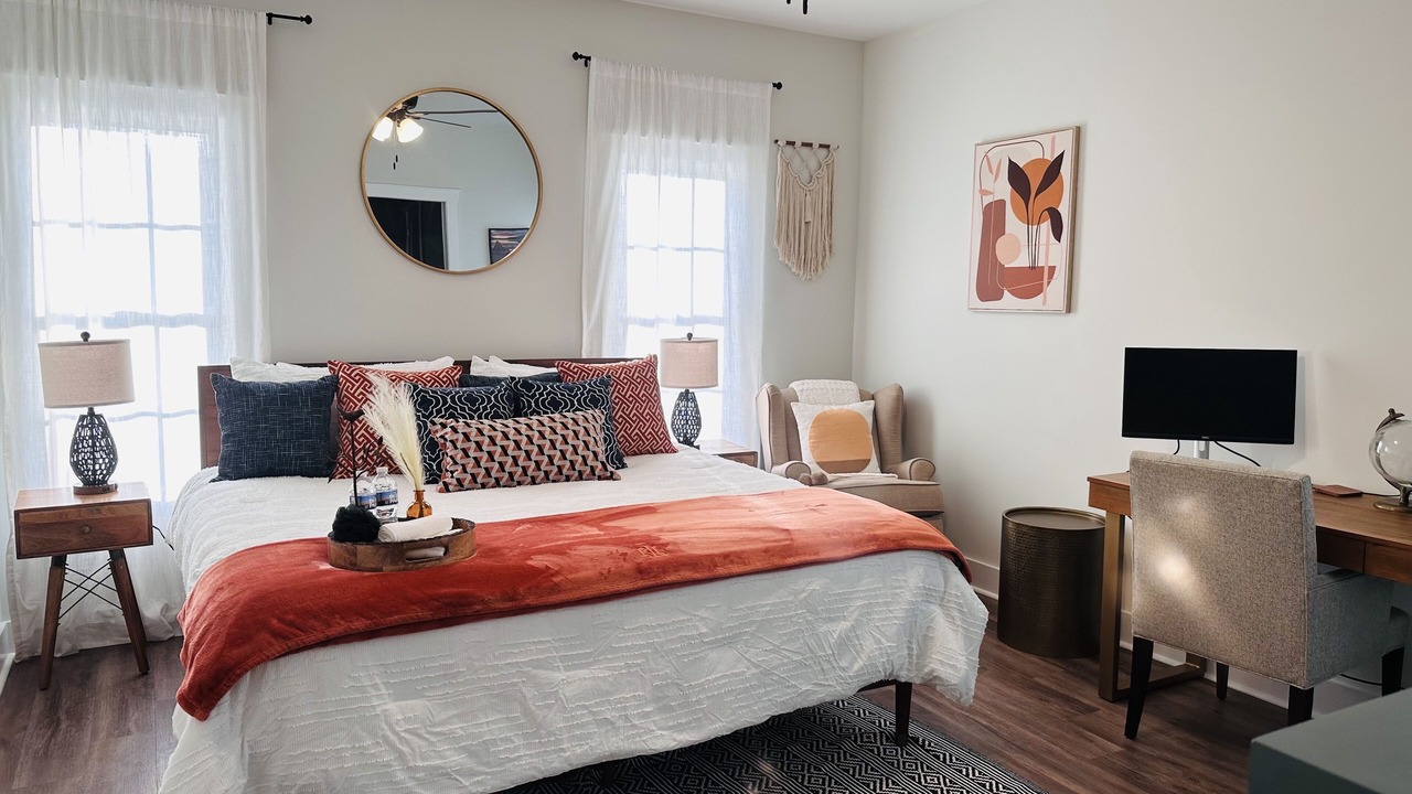 Photo of Bedroom in Central