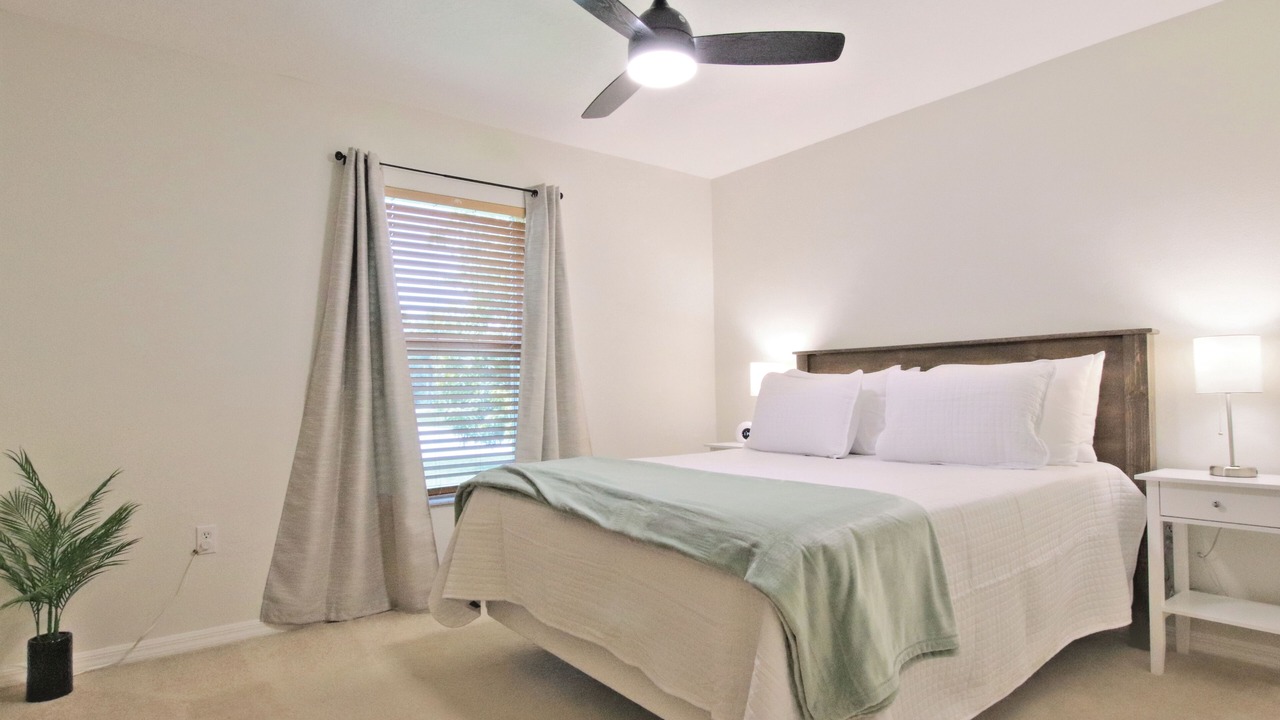 Photo of Bedroom in Sebastian Highlands