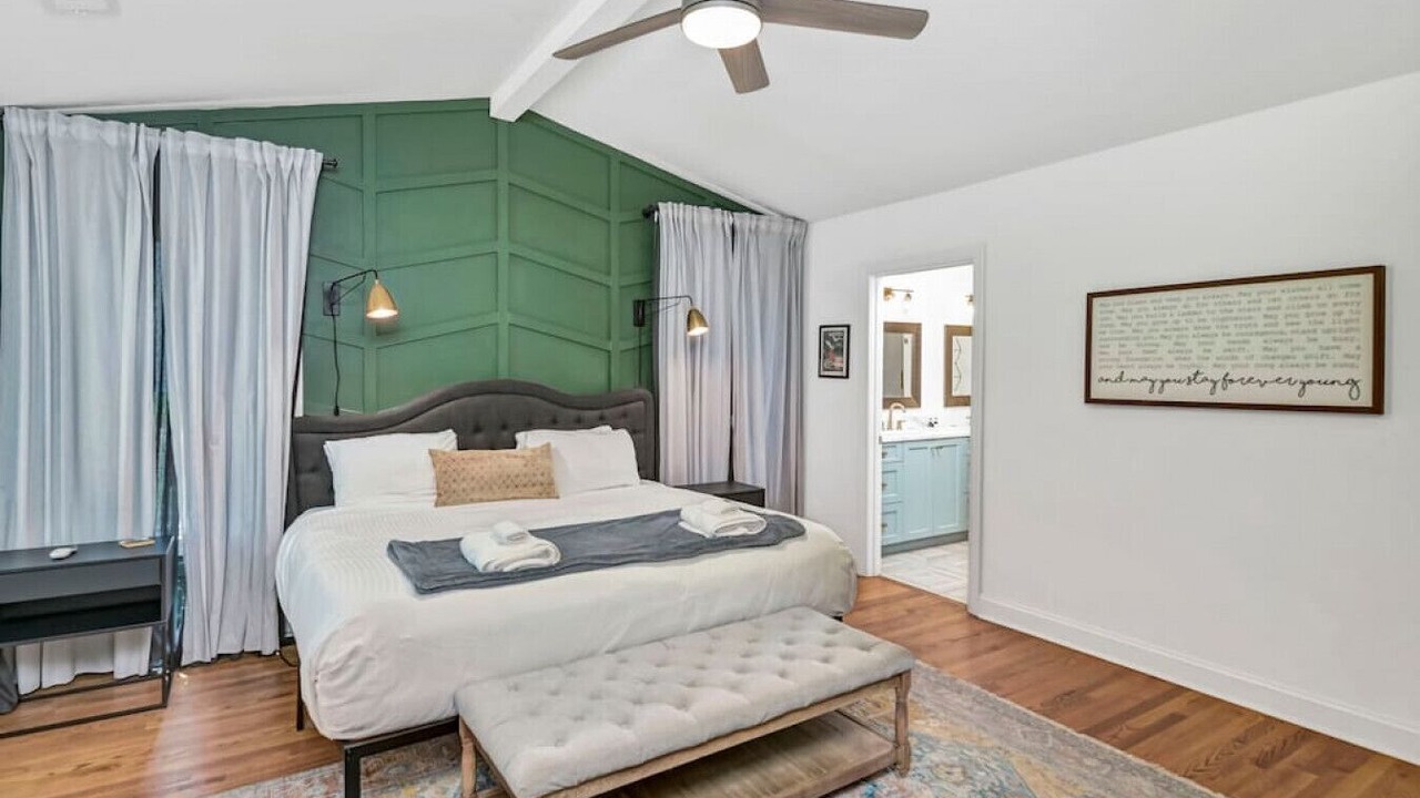 Photo of Bedroom in Forest Acres