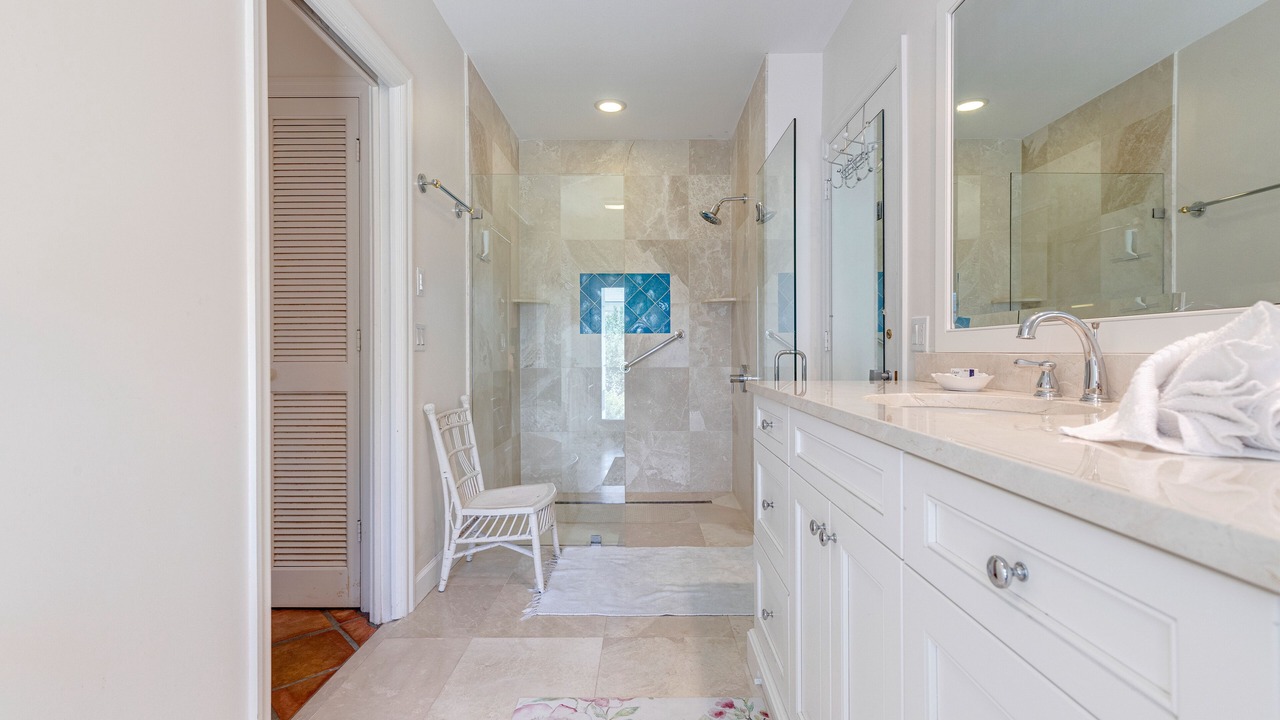 Photo of Bathroom in Johns Island