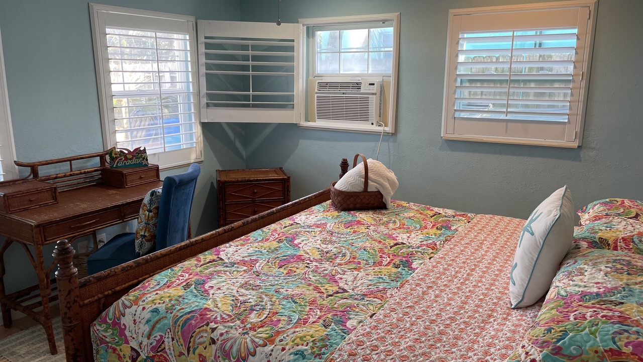 Photo of Bedroom in Indian River Oaks