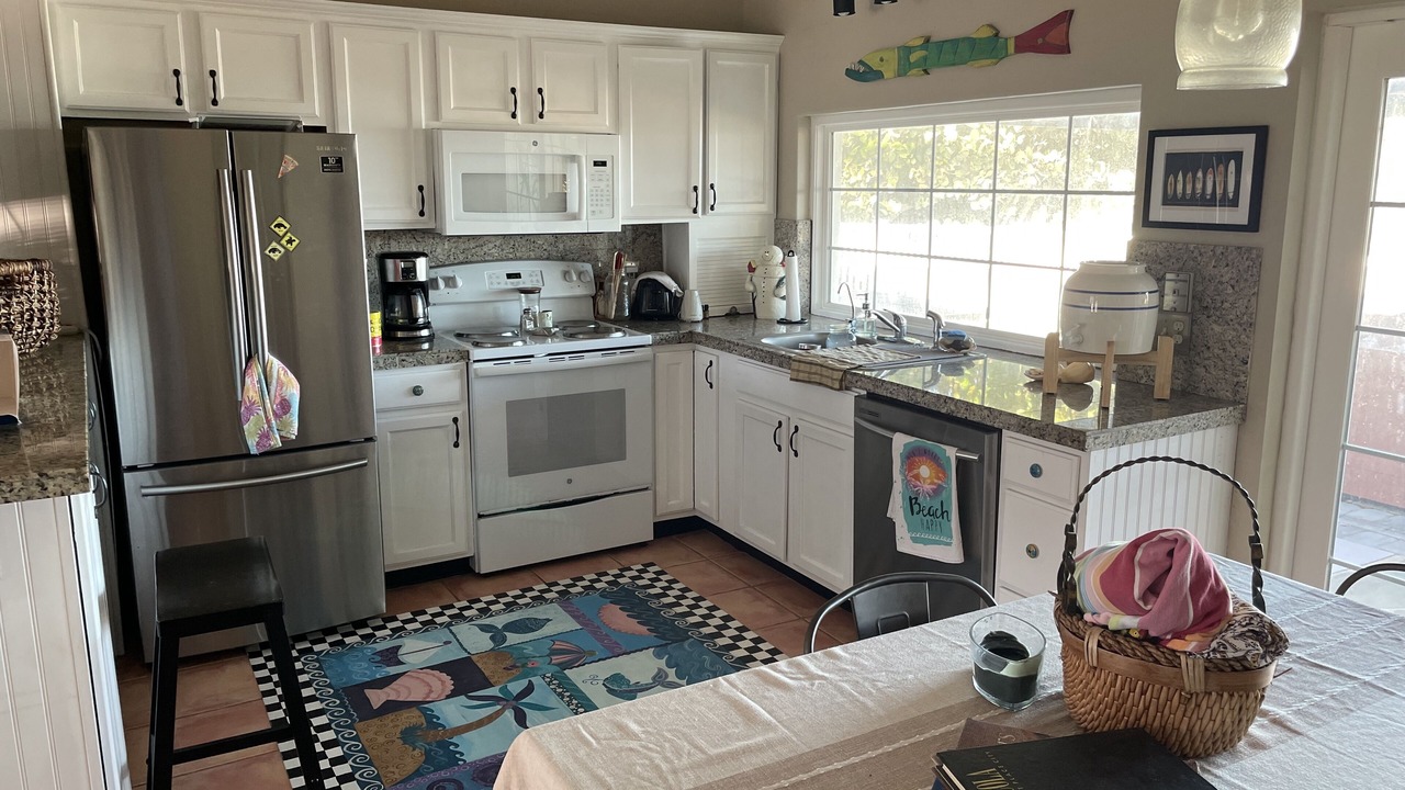 Photo of Kitchen in Indian River Oaks