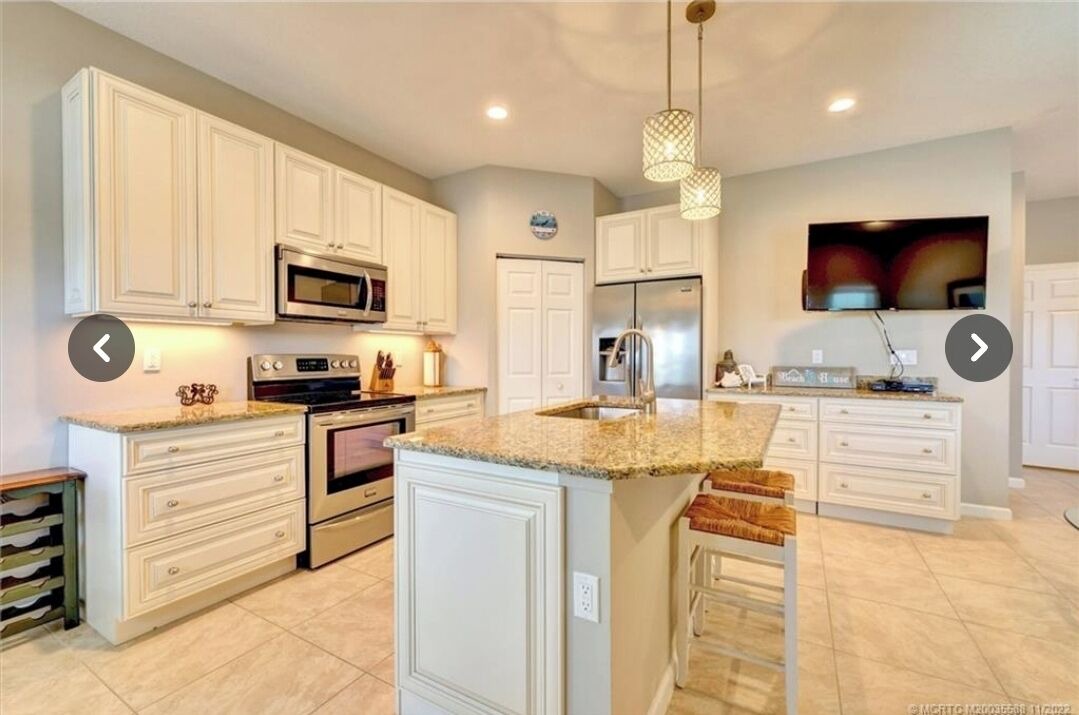 Photo of Kitchen in Hutchinson Island South