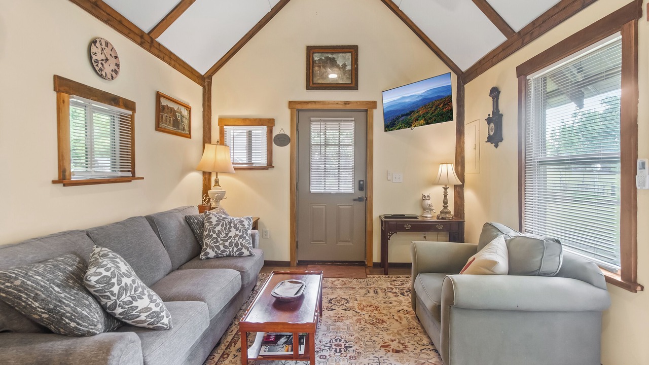 Photo of Livingroom in Woodruff