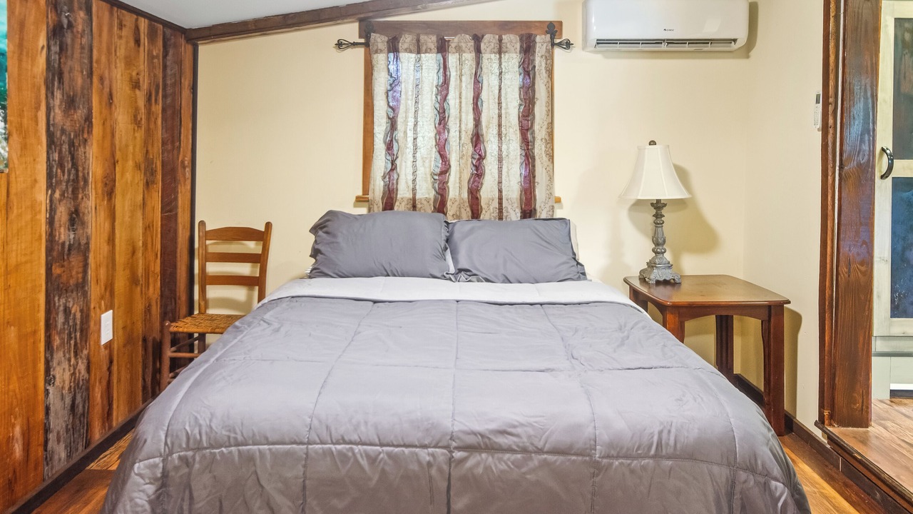 Photo of Bedroom in Woodruff