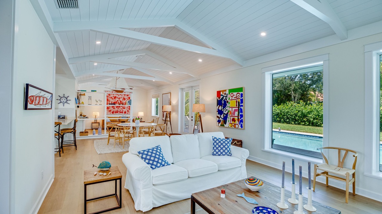 Photo of Livingroom in South Beach