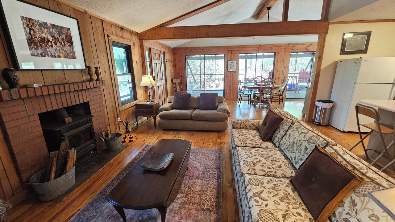 Photo of Livingroom in Brevard