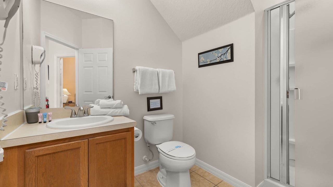 Photo of Bathroom in Crestwynd Bay