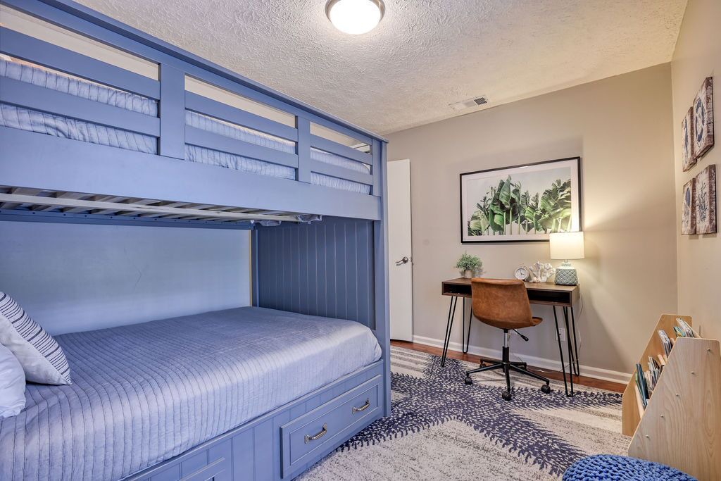 Photo of Bedroom in Whitemarsh Island