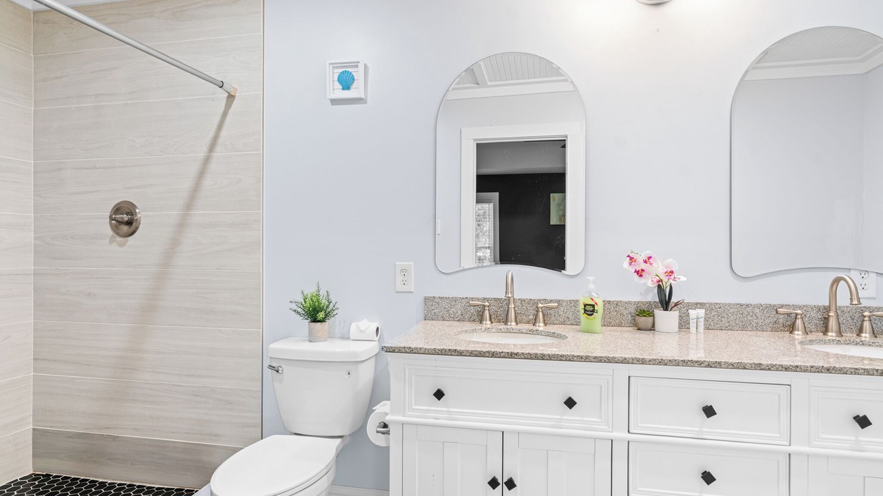 Photo of Bathroom in Savannah