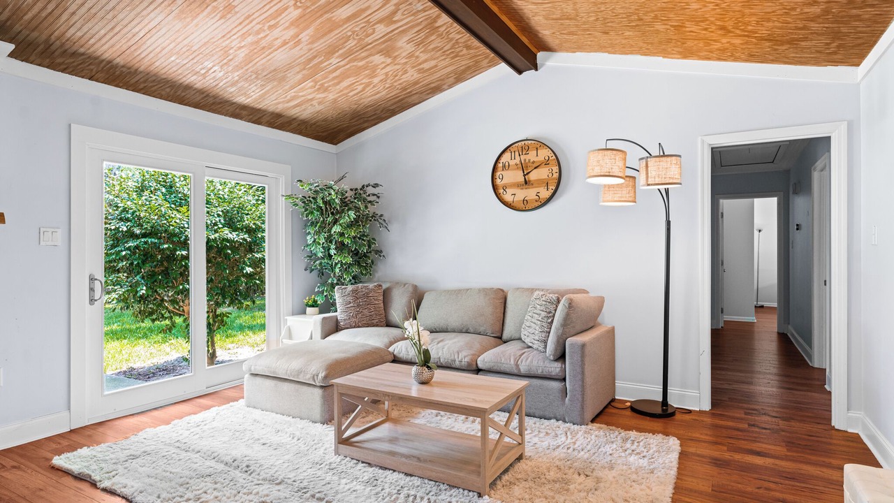 Photo of Livingroom in Savannah
