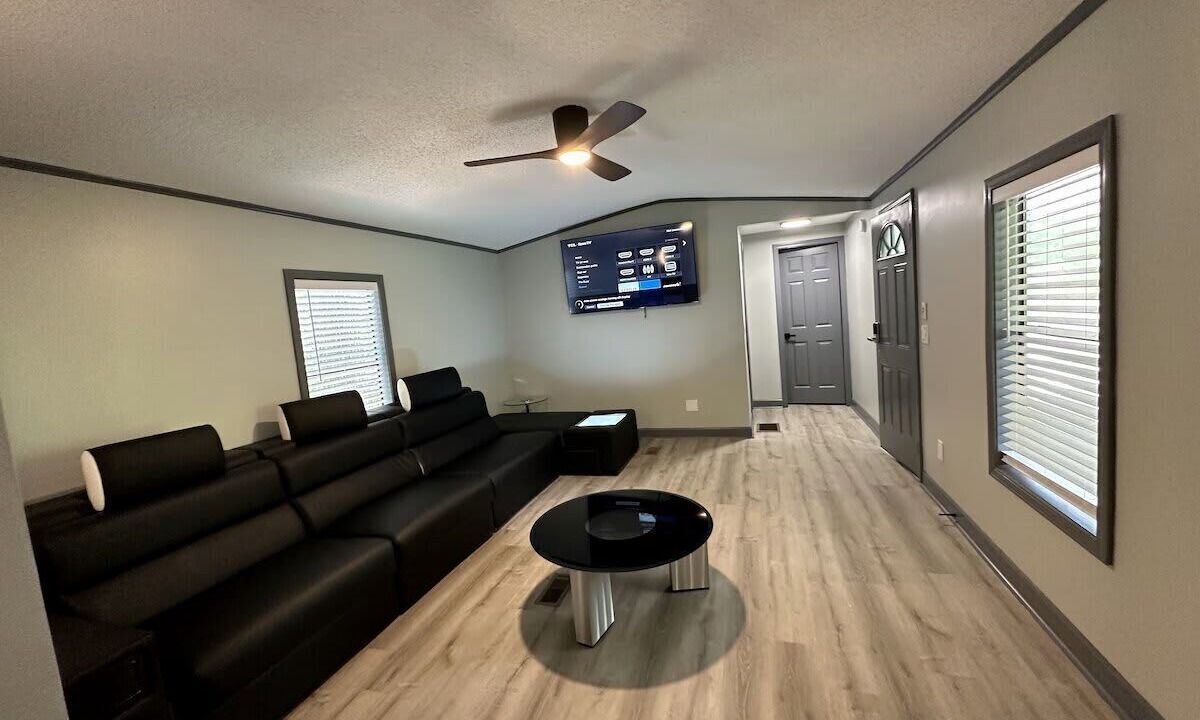 Photo of Livingroom in Gainesville