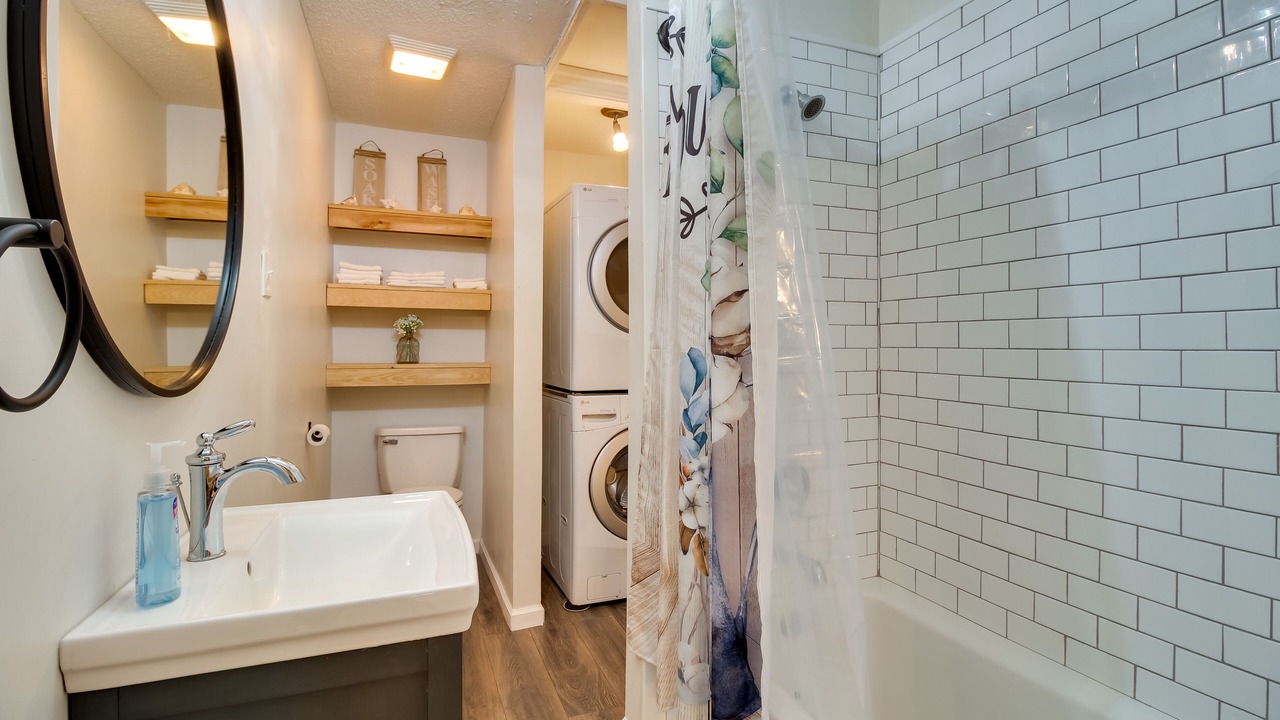 Photo of Bathroom in Eden