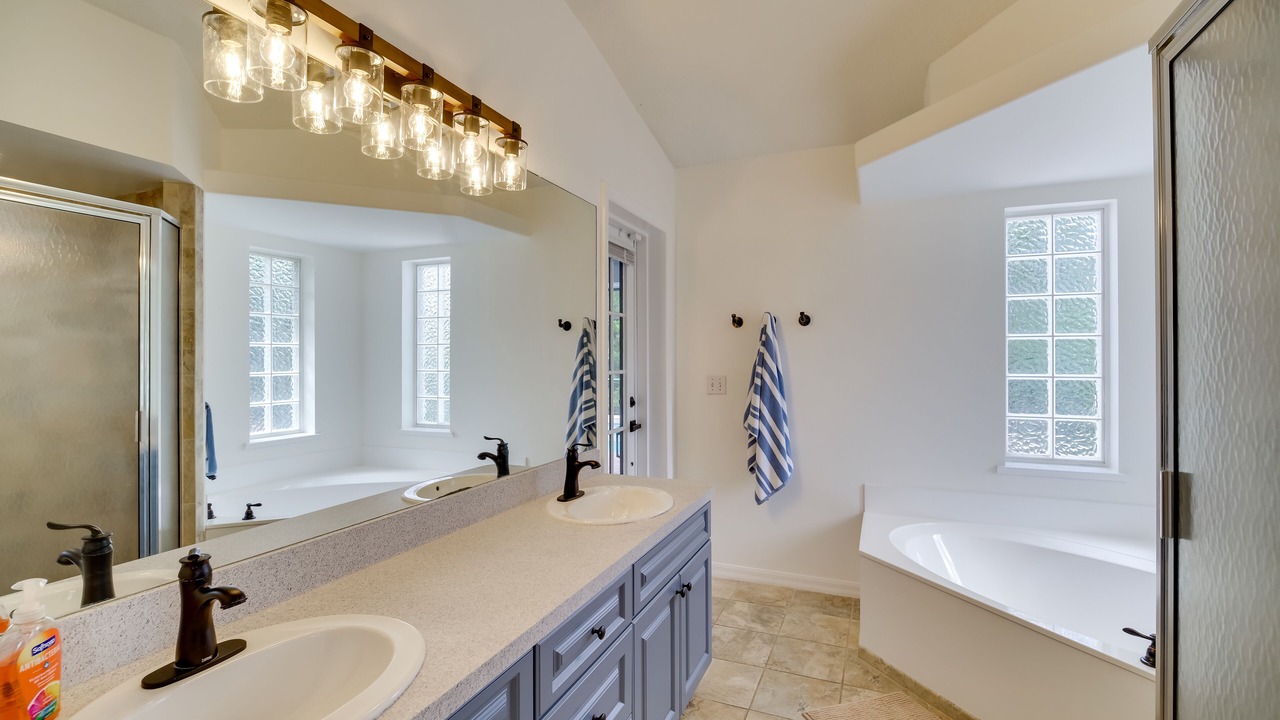 Photo of Bathroom in Sebastian Highlands