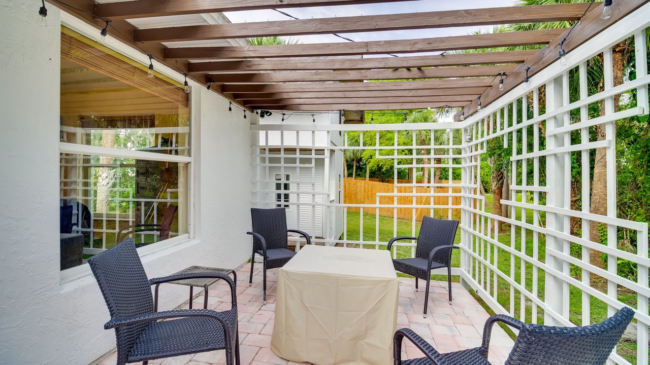Photo of Outdoor in Sebastian Highlands