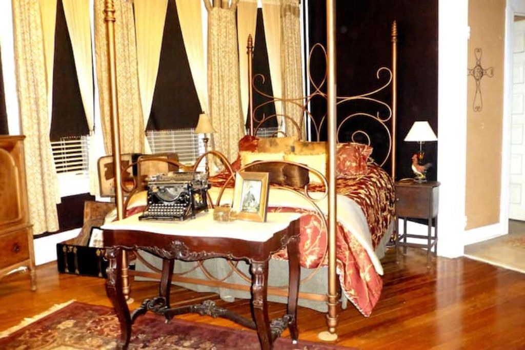 Photo of Bedroom in Newberry