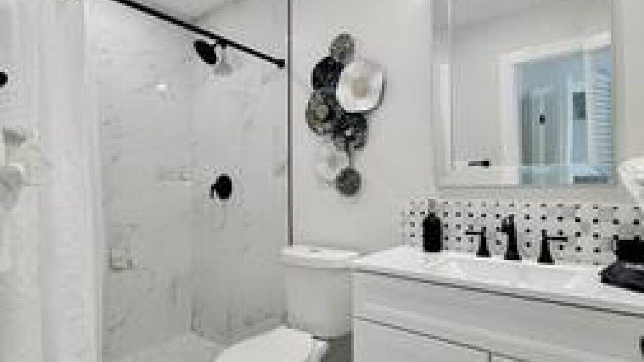 Photo of Bathroom in Sun Bay South