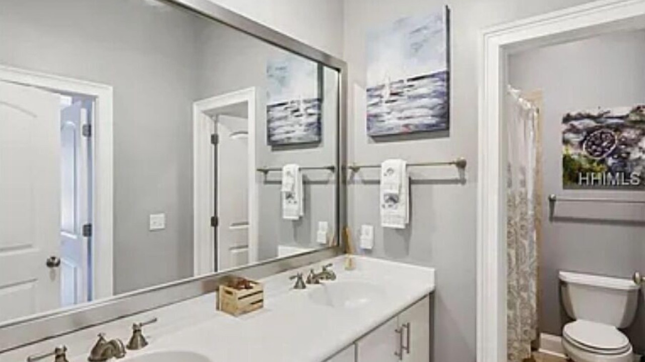 Photo of Bathroom in Palmetto Dunes