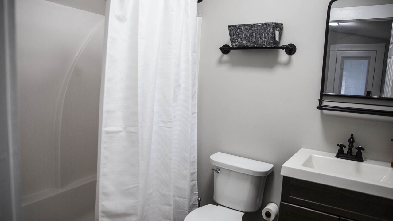 Photo of Bathroom in Midtown