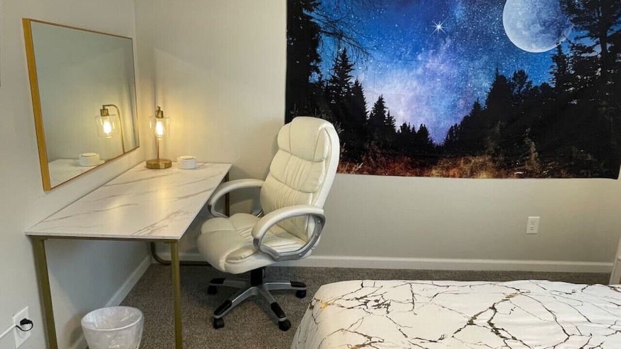 Photo of Bedroom in Commerce