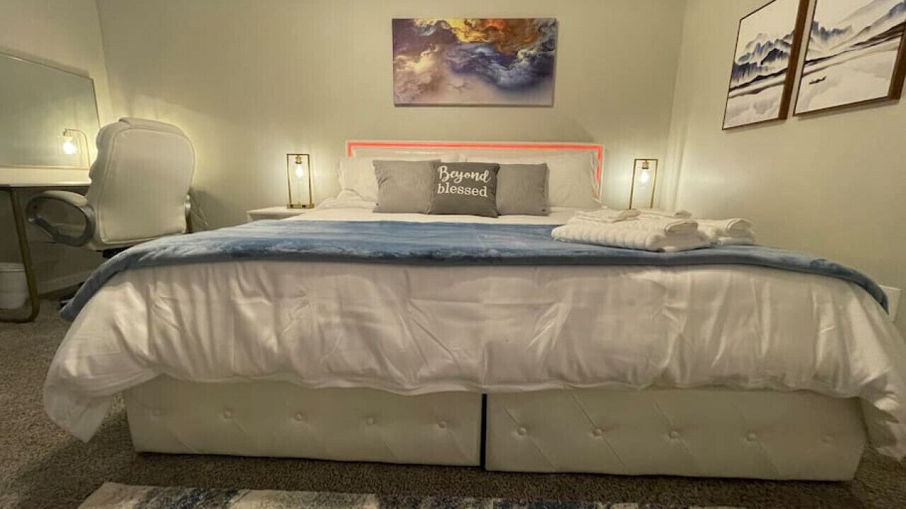 Photo of Bedroom in Commerce