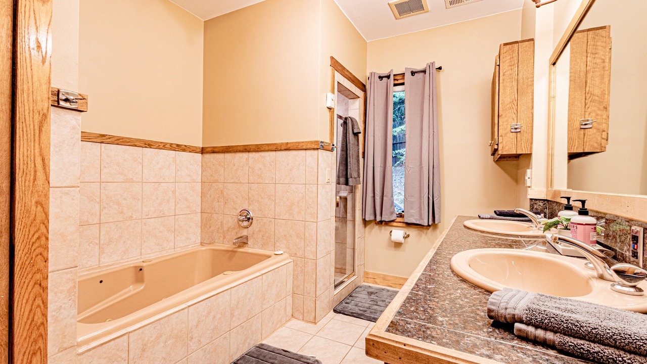 Photo of Bathroom in Whittier