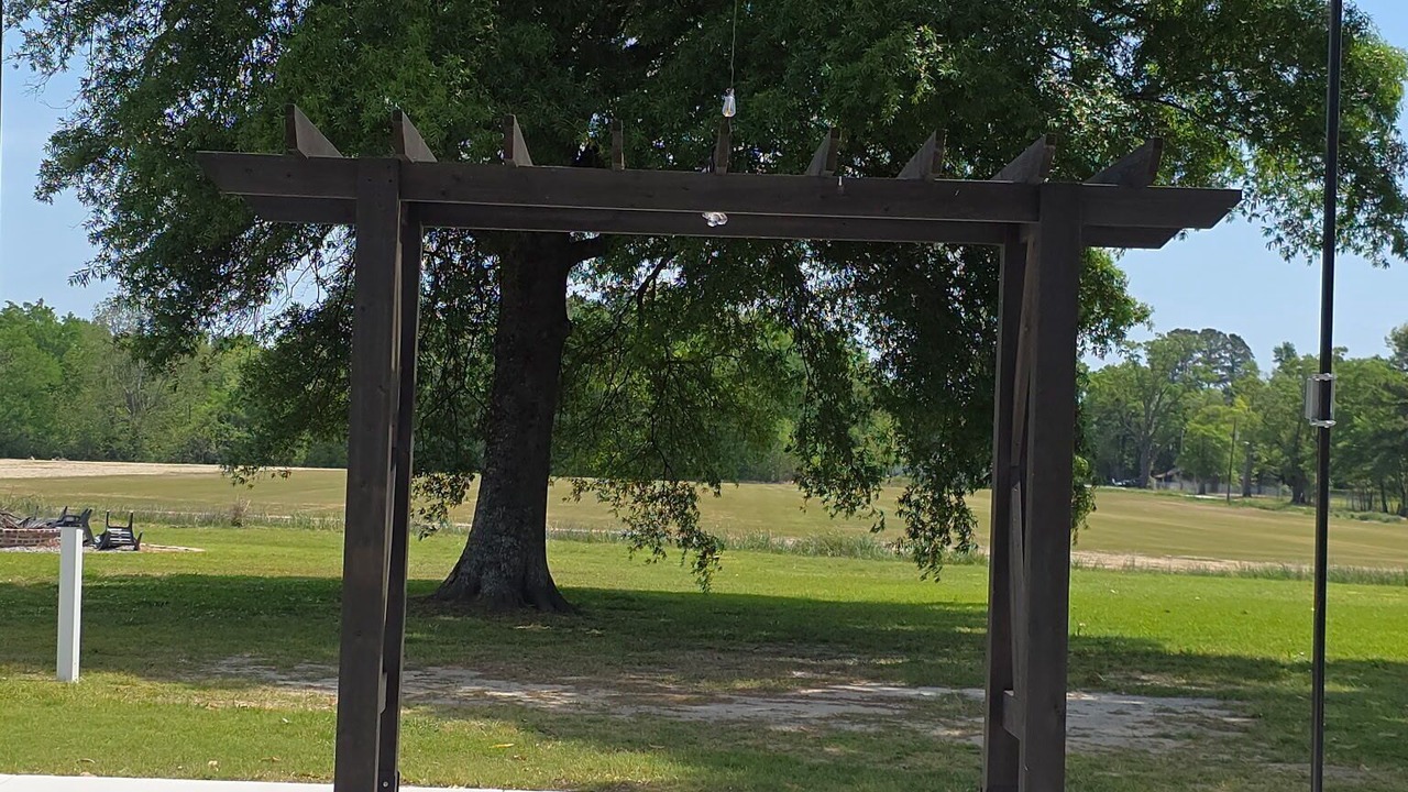 Photo of Outdoor in Floyd Dale