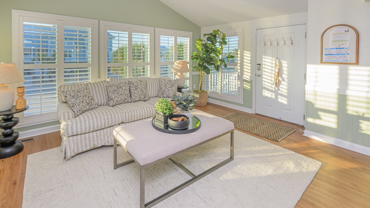 Photo of Livingroom in Inlet Harbour