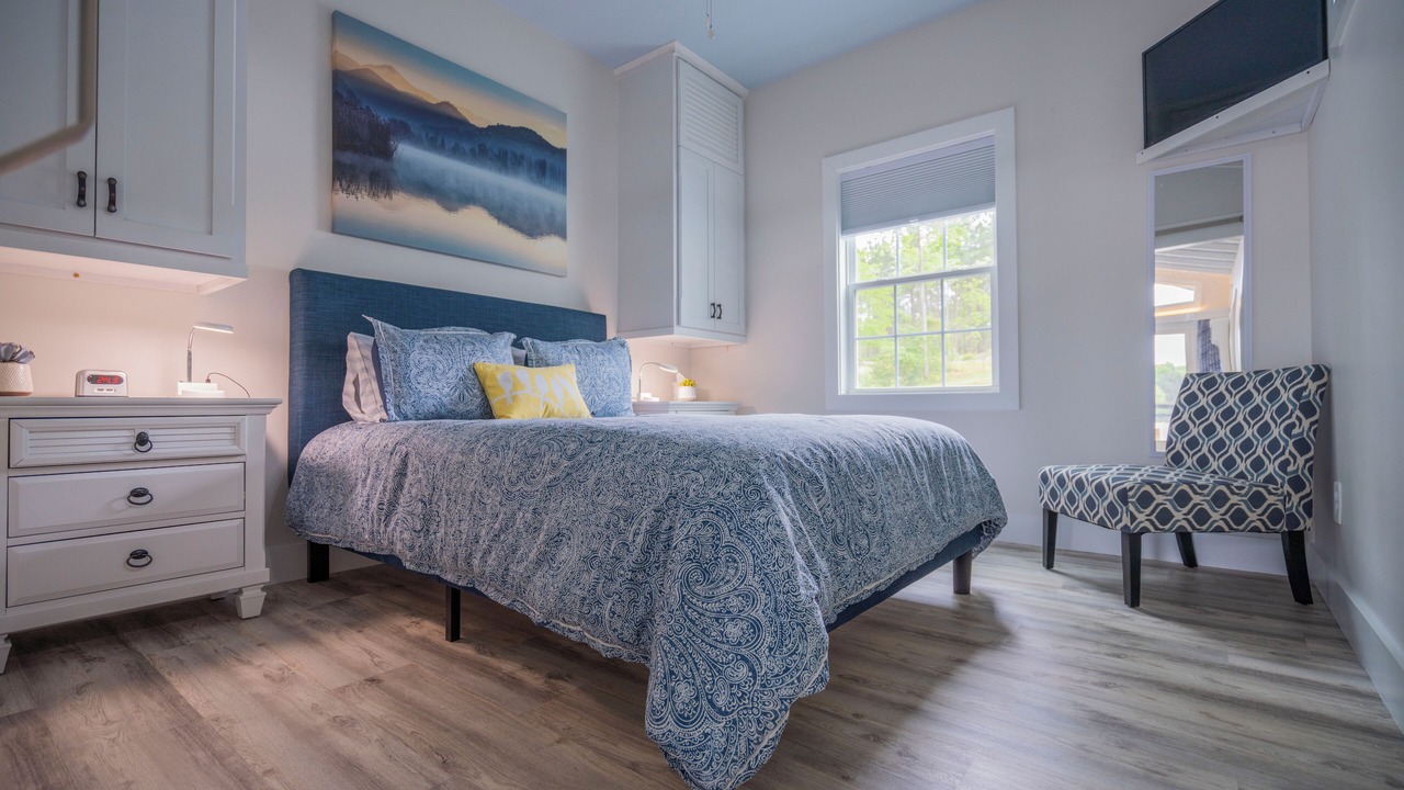 Photo of Bedroom in Southmont
