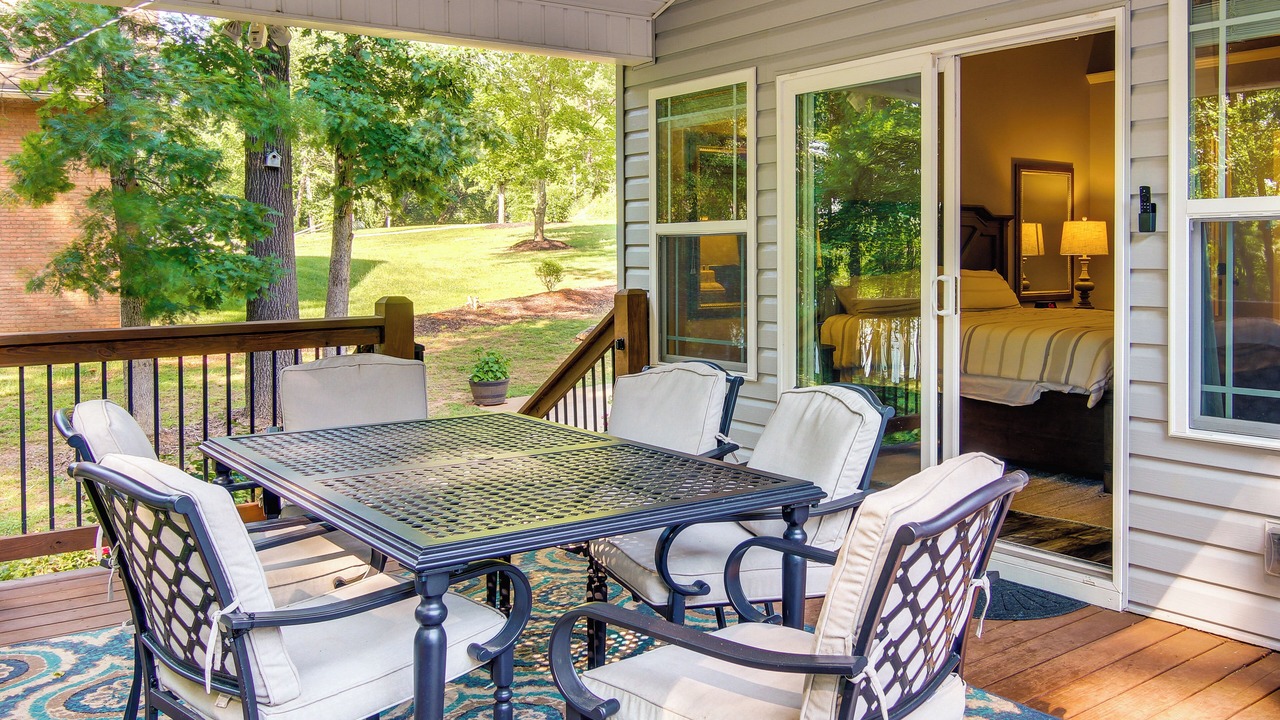 Photo of Outdoor in Northlake