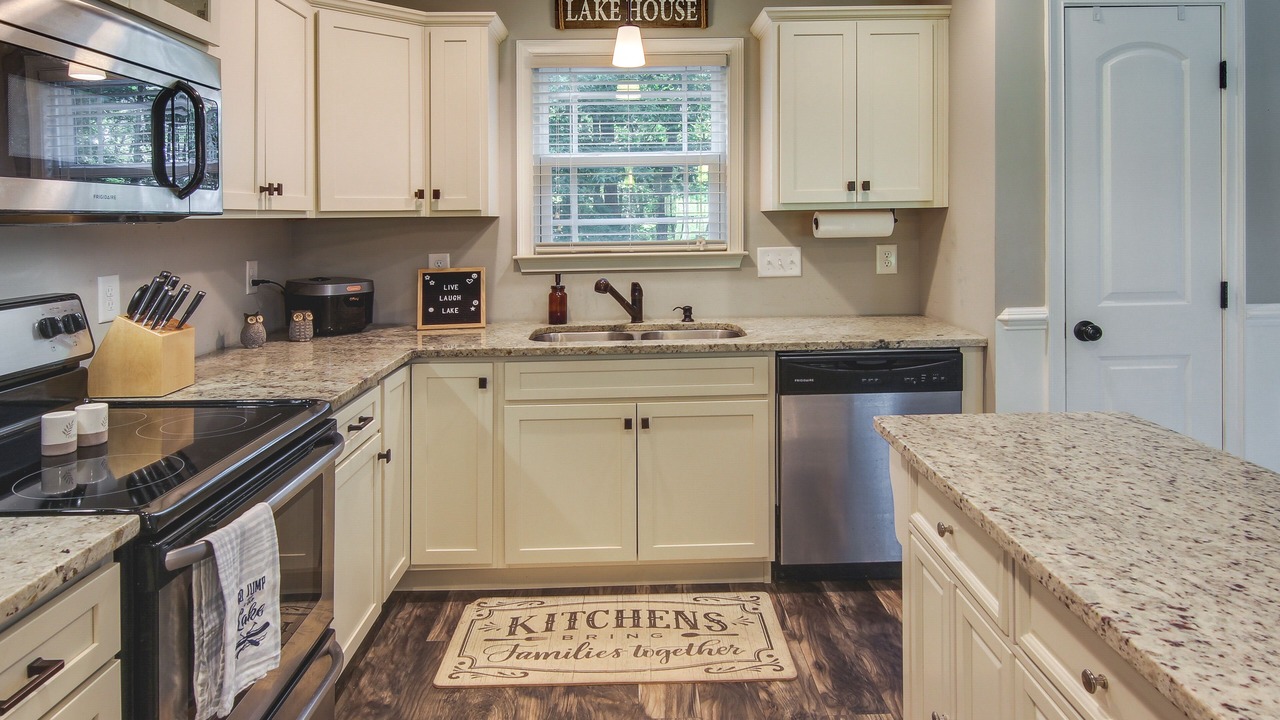Photo of Kitchen in Northlake