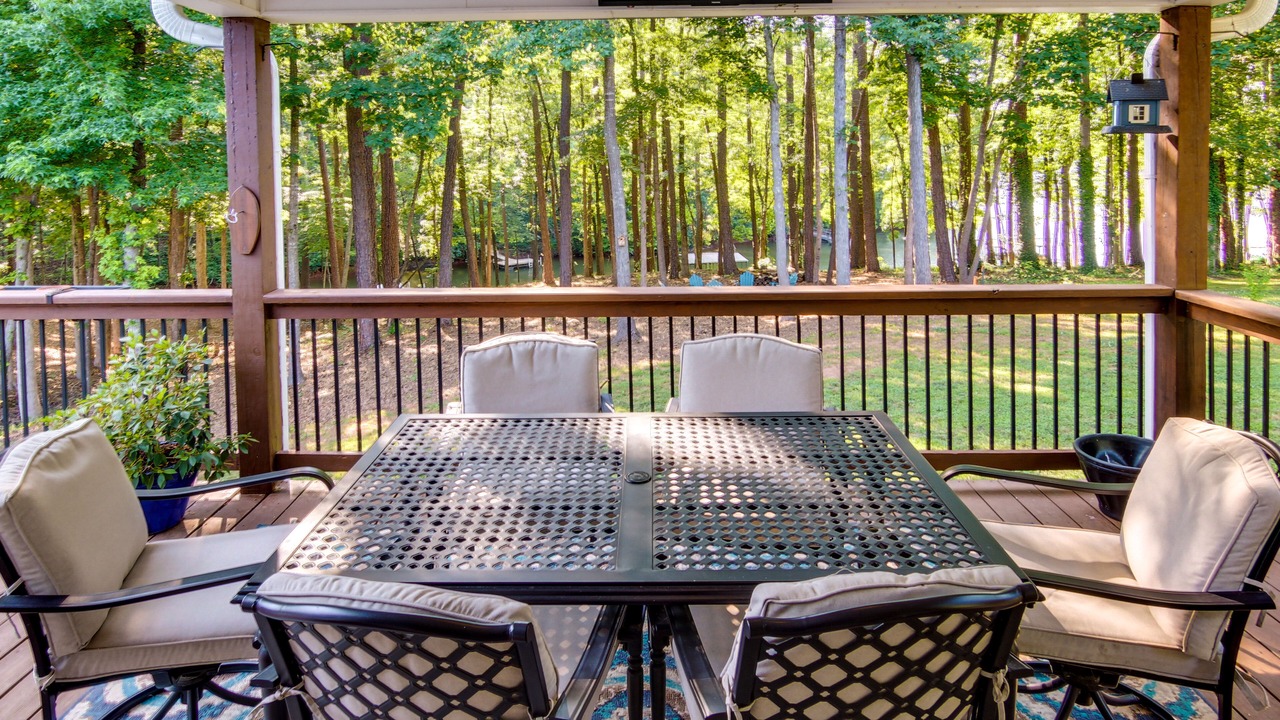 Photo of Outdoor in Northlake