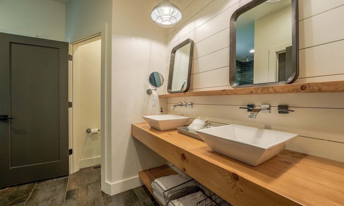 Photo of Bathroom in Pisgah Forest