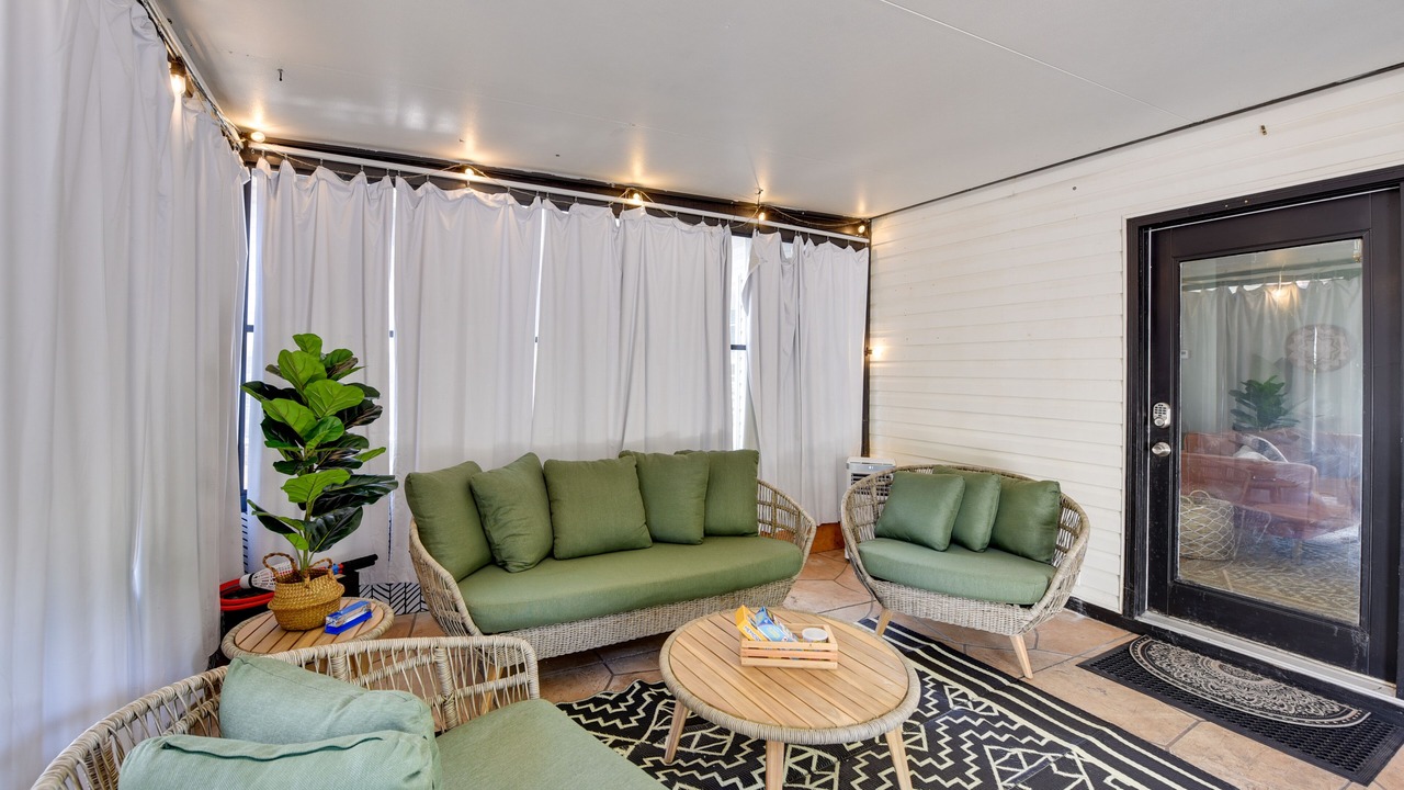Photo of Livingroom in Savannah