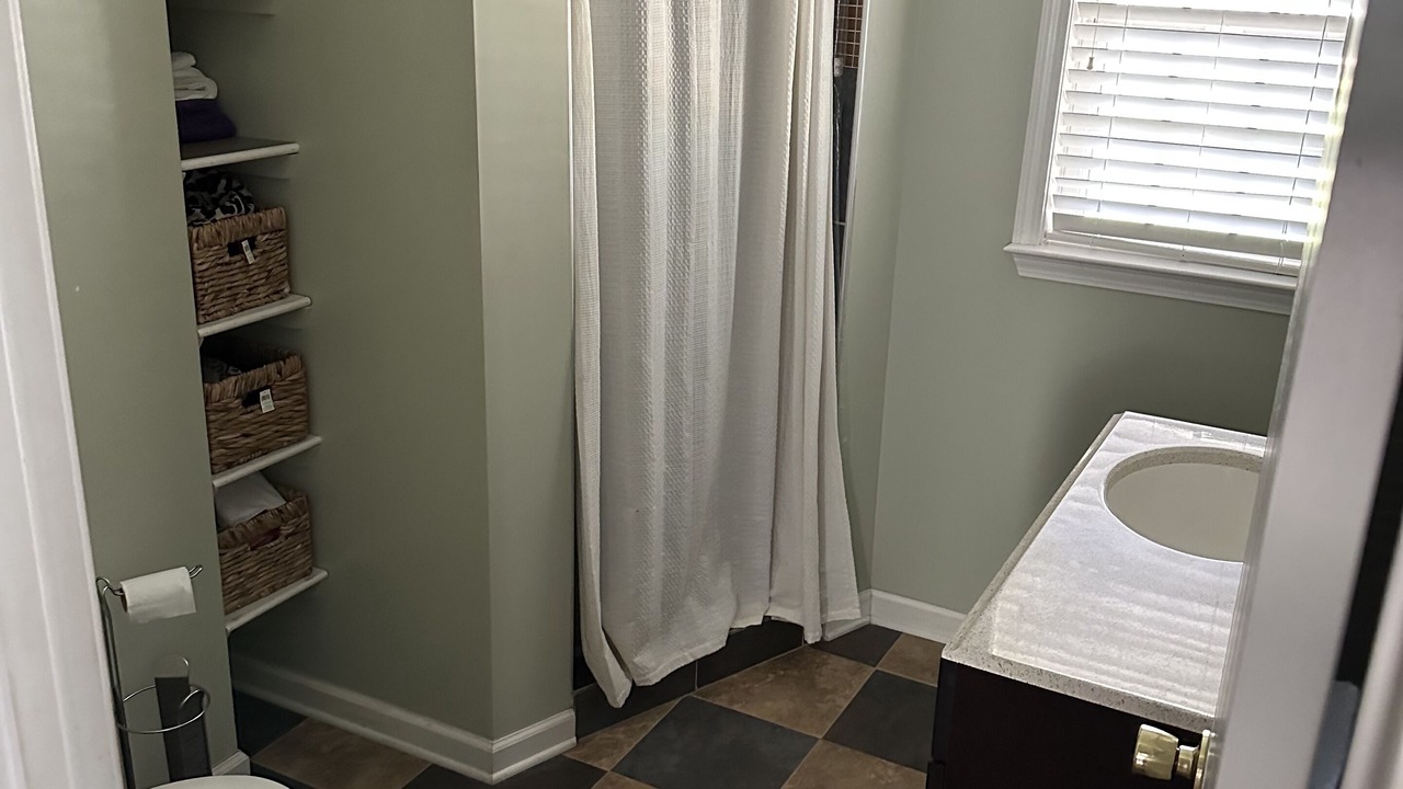 Photo of Bathroom in Snow Hill