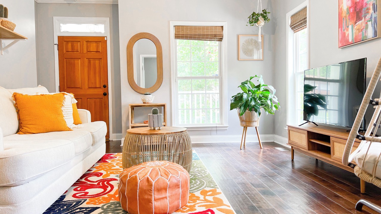 Photo of Livingroom in Richmond Hill