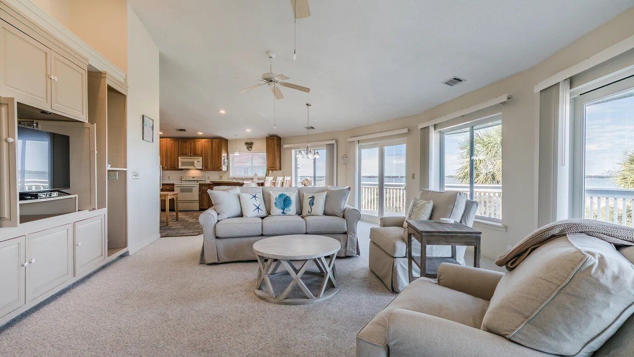 Photo of Livingroom in Beachwalk