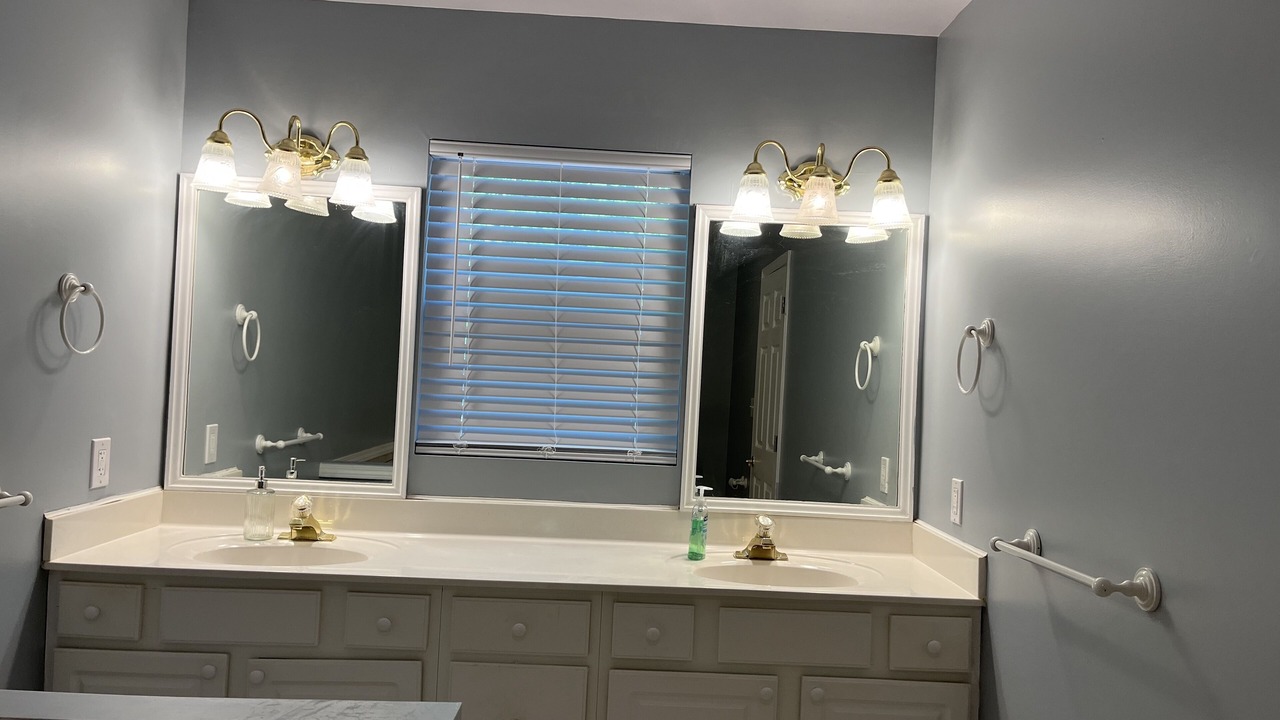 Photo of Bathroom in Townville