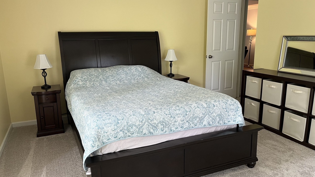 Photo of Bedroom in Townville