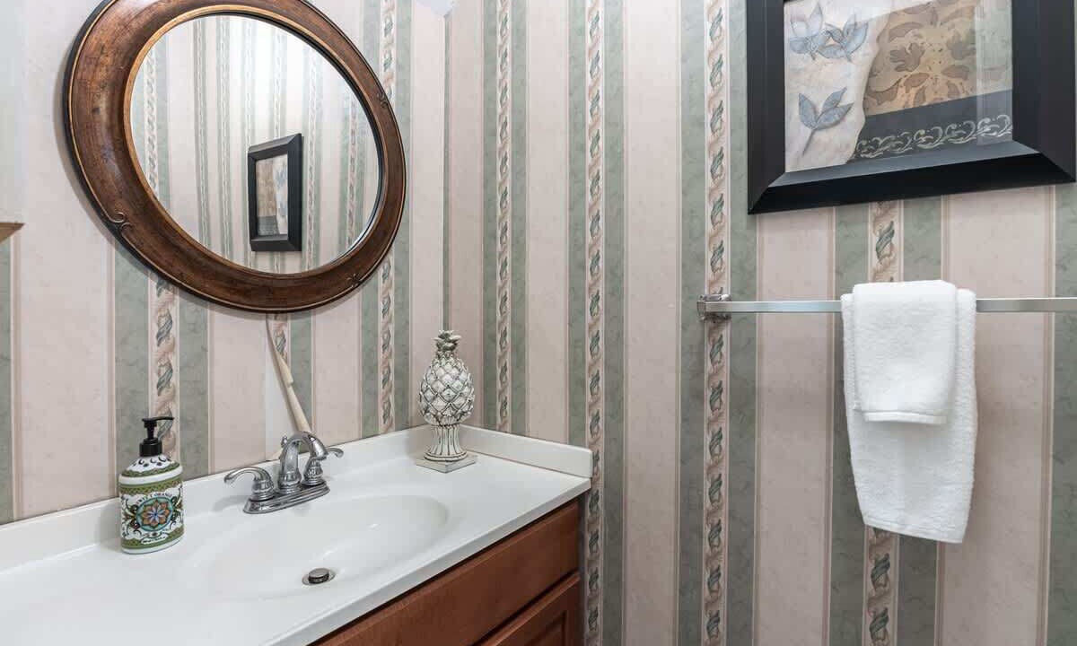 Photo of Bathroom in Seven Oaks