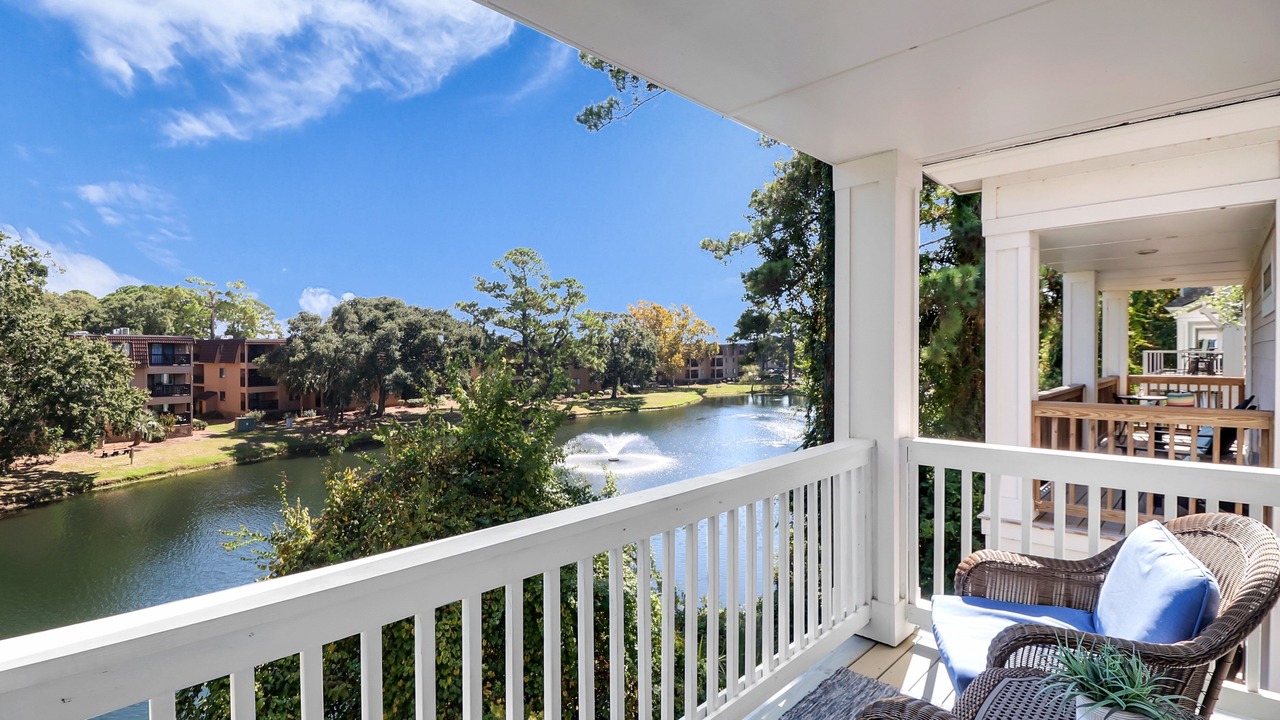 Photo of Patio Balcony in Folly Field