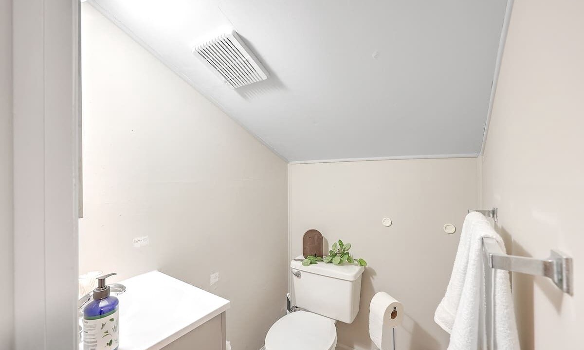 Photo of Bathroom in Goose Creek