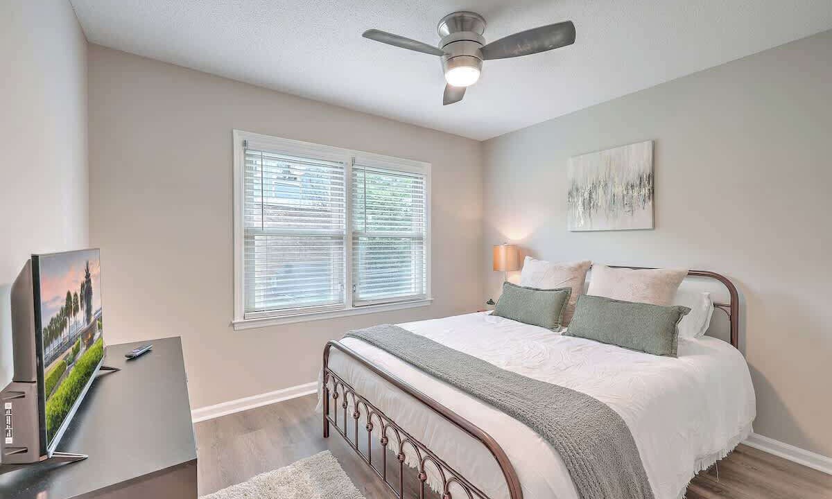 Photo of Bedroom in Goose Creek